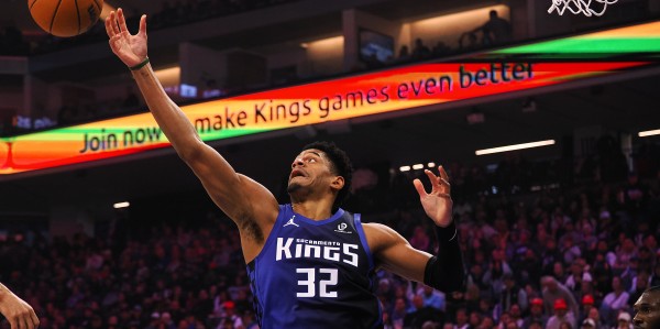 开云平台-威少：我告诉考德威尔要保持自我 他以多种方式影响比赛&amp;amp;我很喜欢