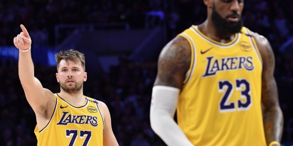 NBA26年实力榜揭晓！三大赢家勇火雷，太阳崩塌，詹皇湖人输麻了