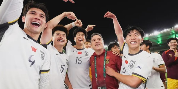 开云平台-直播调整！U23国足击败日本再获利好，3大优势领先对手，董路支招